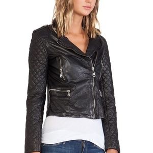 Doma Leather Moto Jacket Cropped, Zipper Details, Quilted Sleeves. size sm. EUC